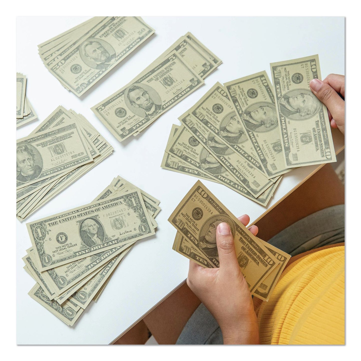Play Money Deluxe Set, Grades K to 4, 750 Pieces